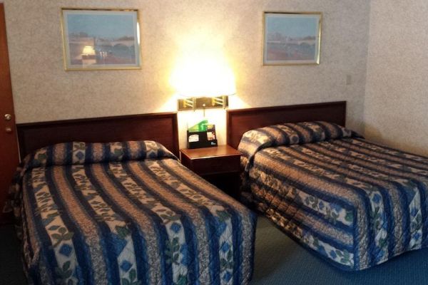 Budget Host Midway Inn (Bedford)